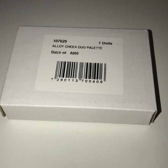 Natasha Denona Alloy Cheek Duo Bronze&Glow Palette - Picture 7 of 8